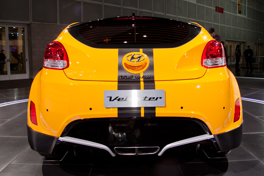 LA Auto 2011D1-160