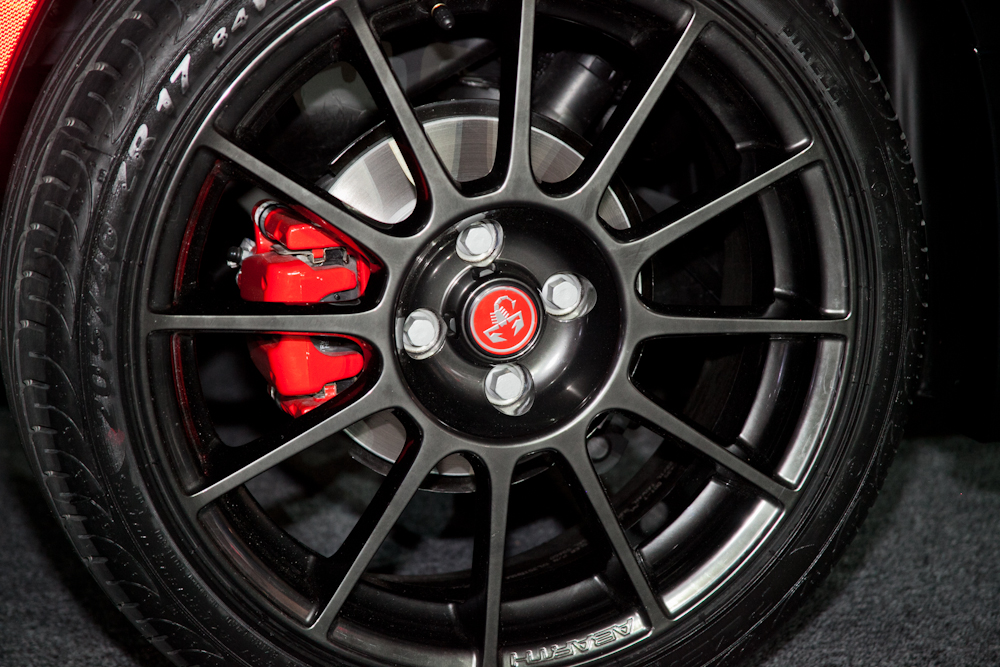 LA Auto 2011D1-175