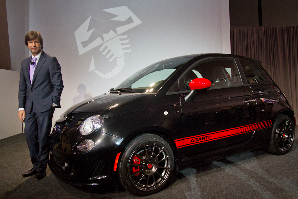 LA Auto 2011D1-260