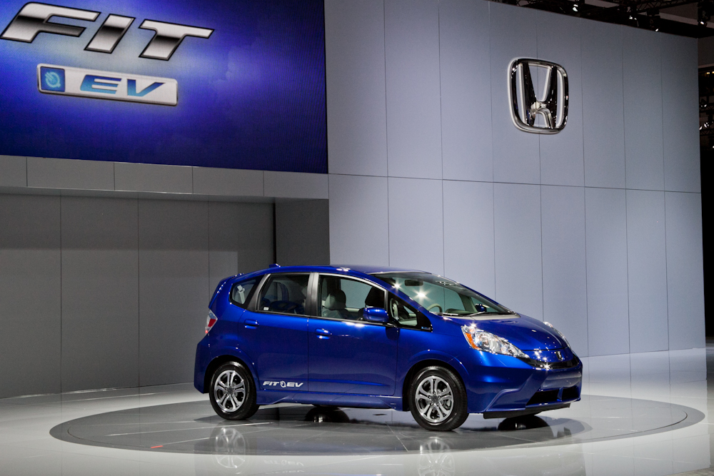 LA Auto 2011D1-53