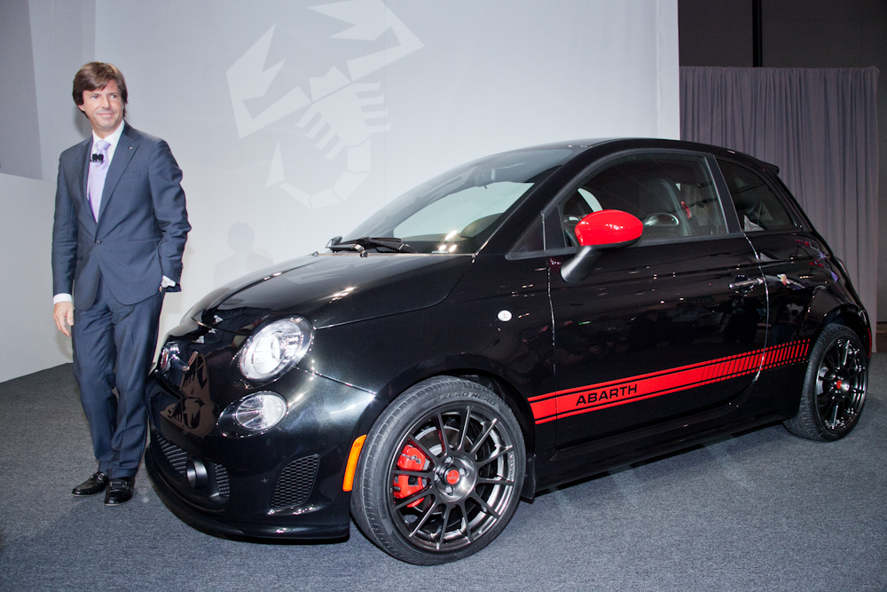 LA Auto 2011D1-80