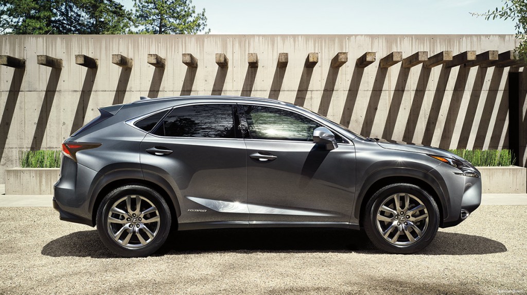 2015-Lexus-NX-300h