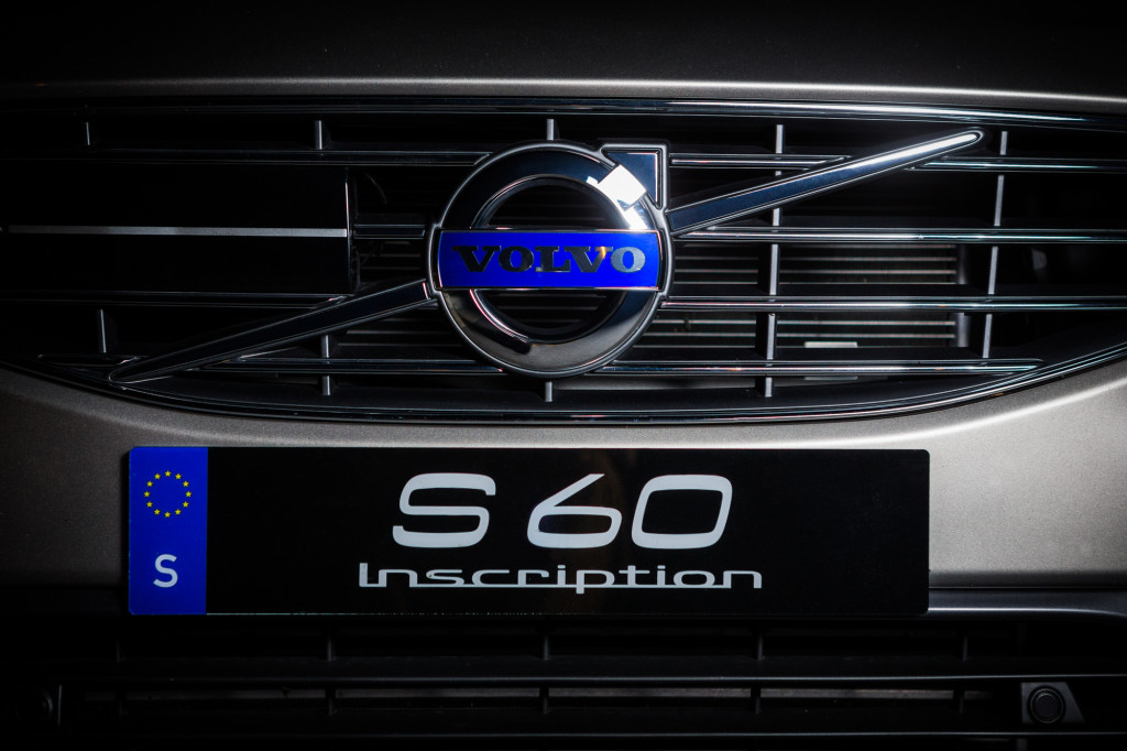 2016_Volvo_S60_T5_Inscription_006