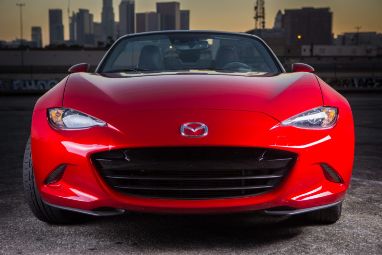 2016_Mazda_MX5_Miata_Soul_Red_009