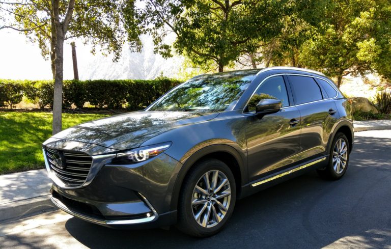 2016-mazda-cx9-signature-awd-gray-009