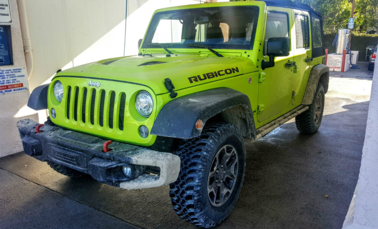 2017-Jeep-Wrangler-Unlimited-Rubicon-Hard-Rock-005