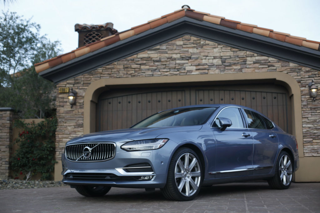 2017 Volvo S90 Inscription 001