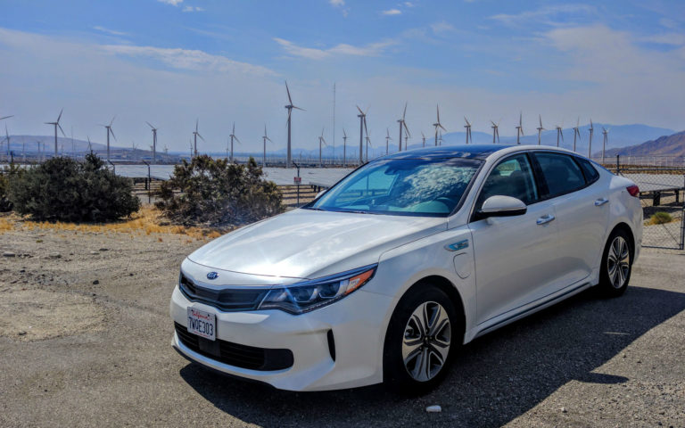 2017-Kia-Optima-PHEV-Review-002