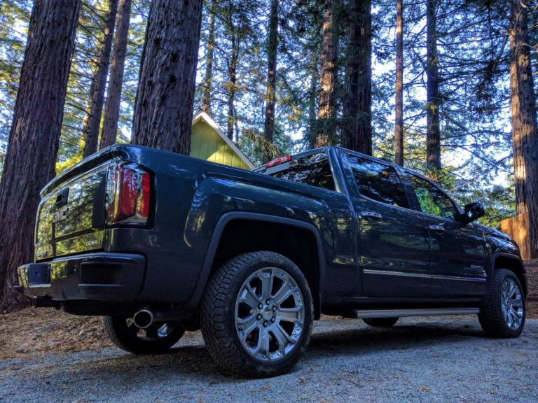 2018-GMC-Sierra-Denali-002