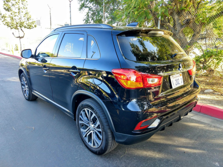 2018-Mitsubishi-Outlander-Sport-SEL-008