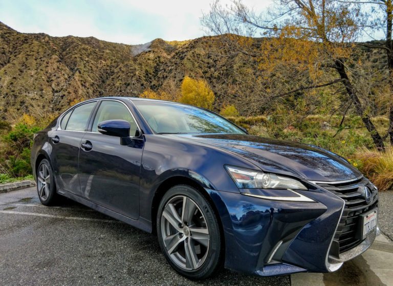 2017 Lexus GS450h 001